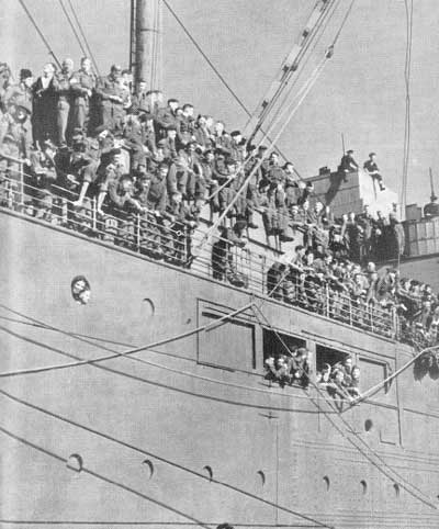 Allied troops arriving in North Africa